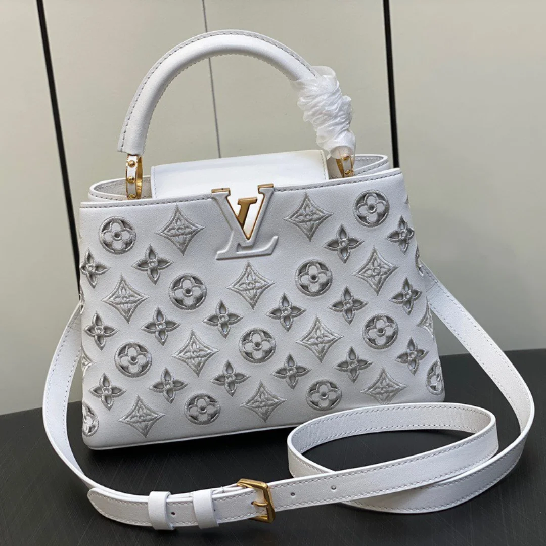 Louis Vuitton LV Capucines BB White Super Fake Handbags 27x18x9cm