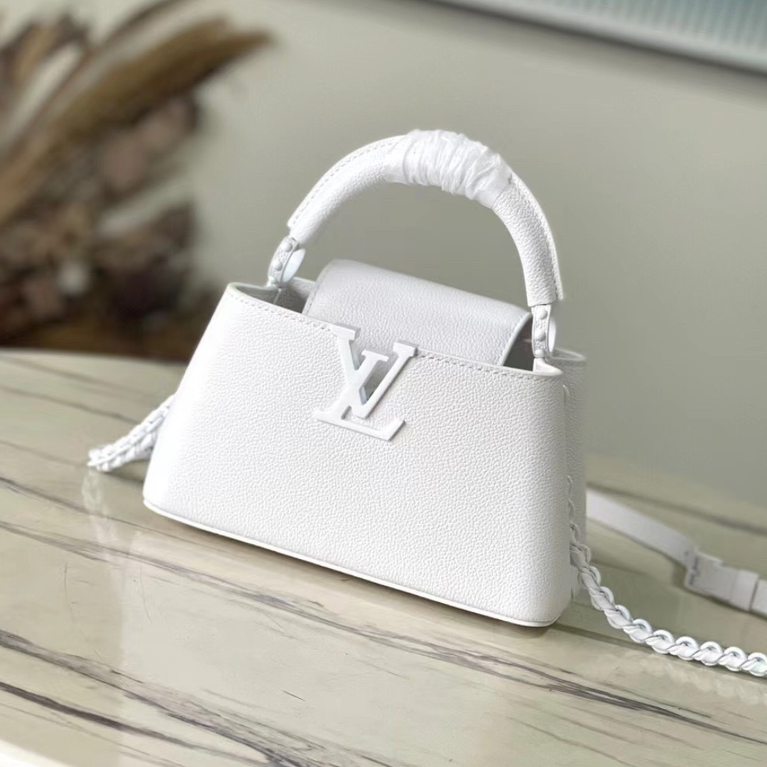 Louis Vuitton LV Capucines Super Fake Handbags White Leather 21cm