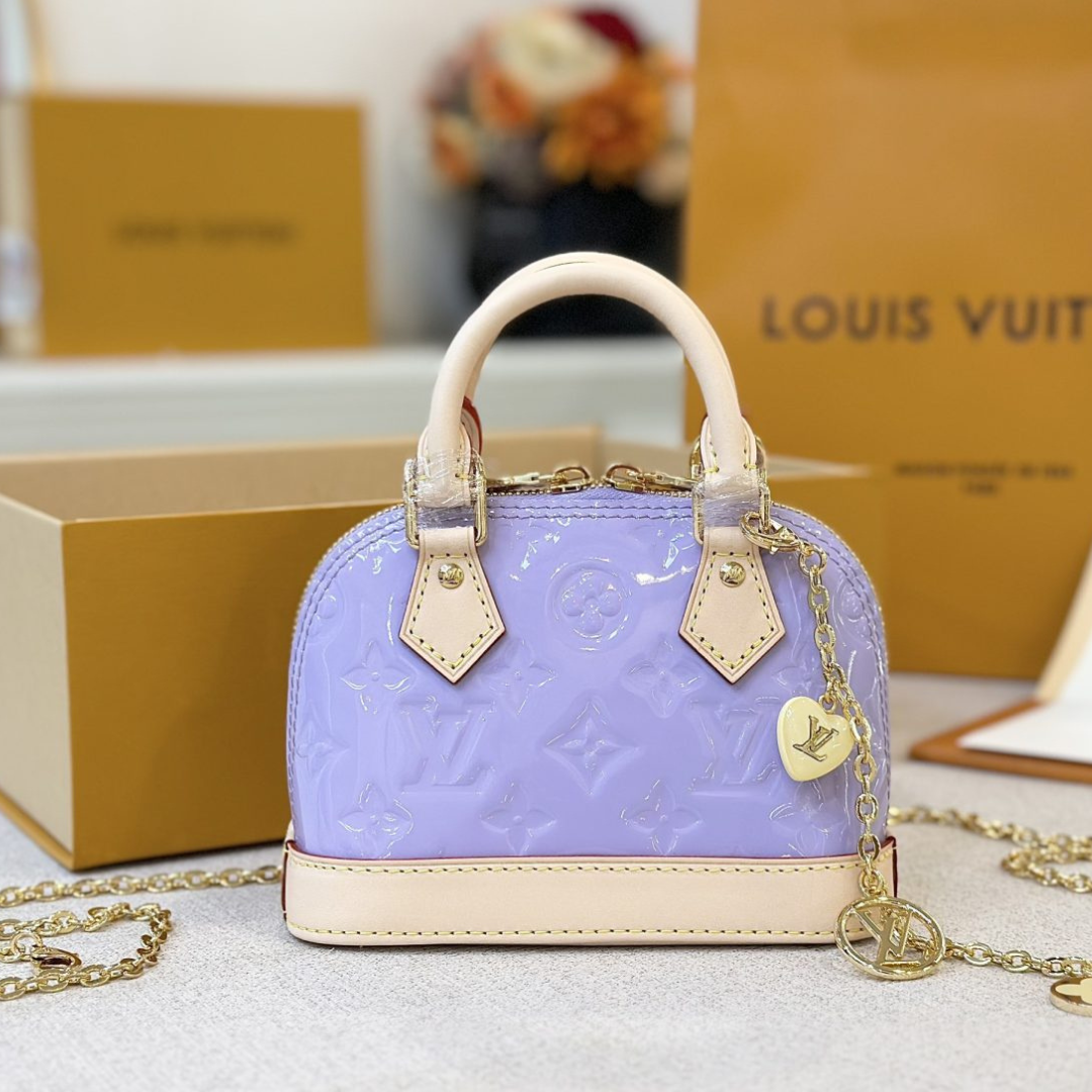 Louis Vuitton LV Nano Alma Monogram Vernis Like Auth Handbags 18x12x8cm